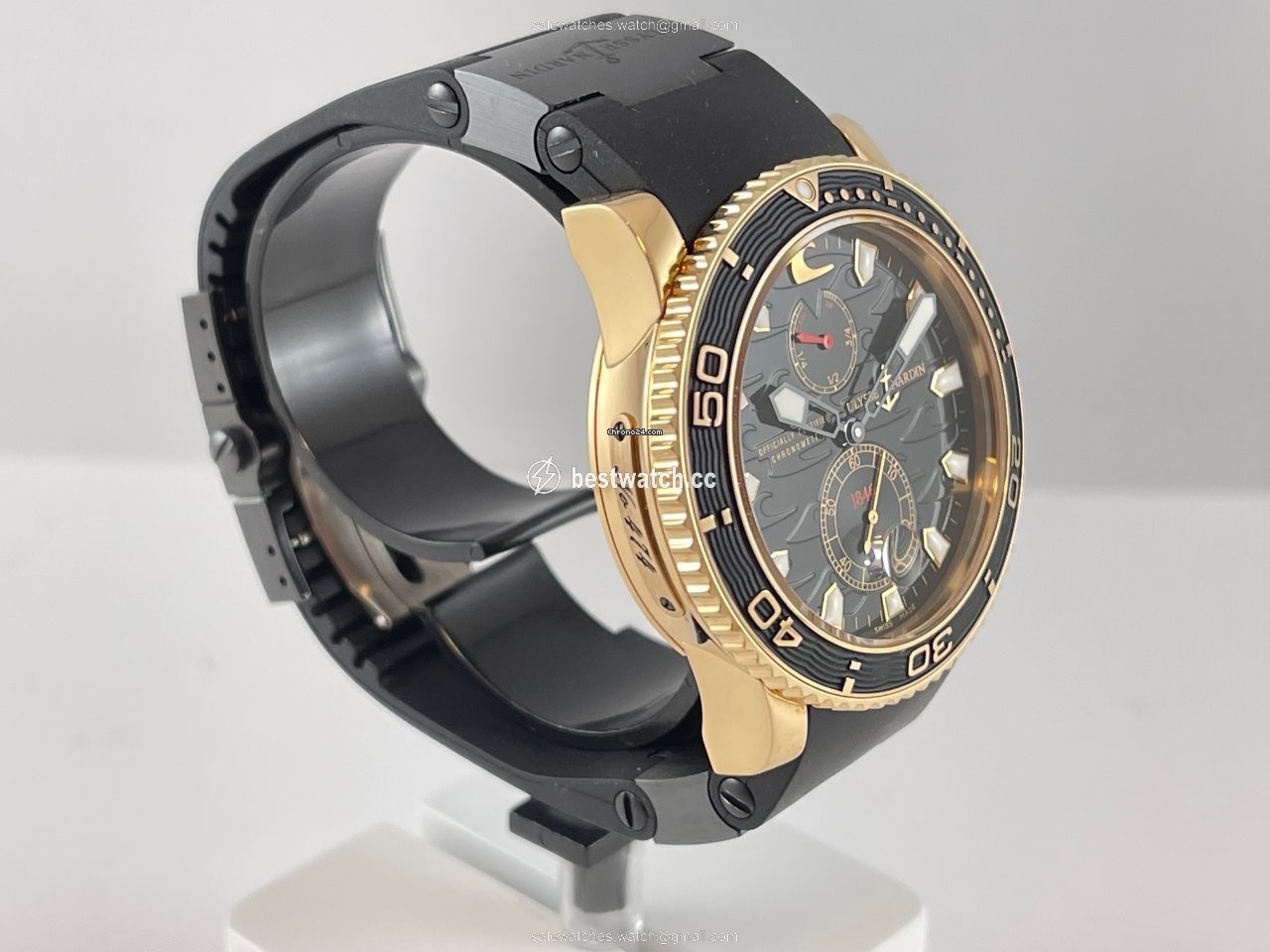 IMG_9085 Ulysse Nardin Maxi Marine Diver Mens watch Unisex Automatic Rose gold 266-37 Replica 2