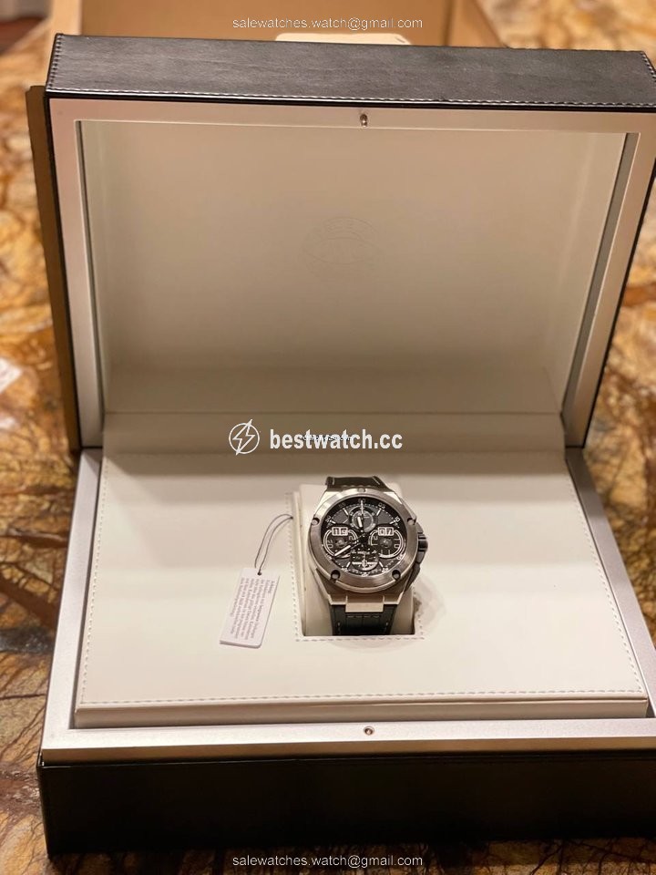 IMG_9085 IWC Ingenieur Perpetual Calendar Digital Date-Month Mens watch Unisex Automatic Titanium IW379201 Replica 2