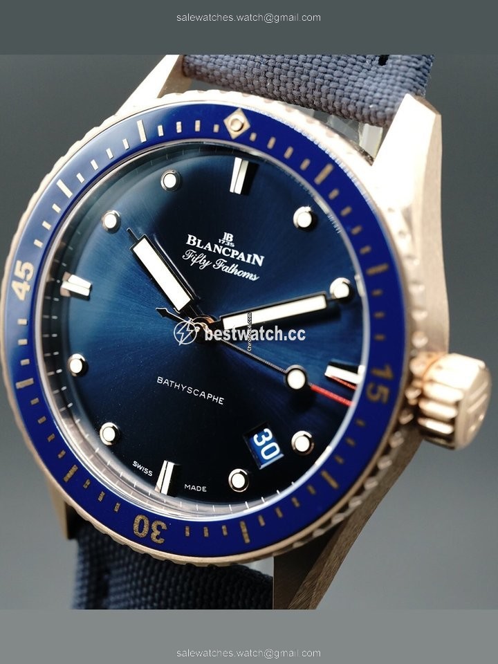 IMG_9085 Blancpain Fifty Fathoms Bathyscaphe Mens watch Unisex Automatic Rose gold 5000 36S40 O52A Replica 2
