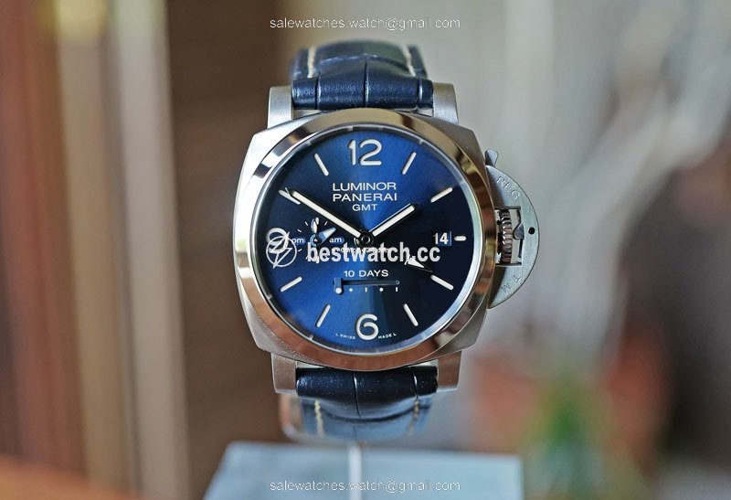 Panerai Luminor 1950 10 Days GMT Manual winding Steel PAM 986 Replica 2