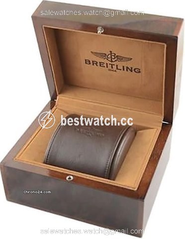 IMG_9085 Breitling Aviator 8 Mens watch Unisex Manual winding Rose gold RB0920131B1X1 Replica 2