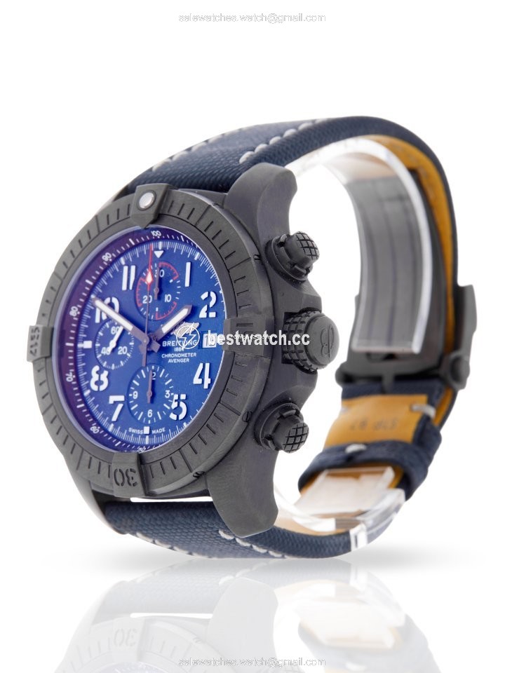 IMG_9085 Breitling Super Avenger Mens watch Unisex Automatic Titanium V13375101C1X2 Replica 2