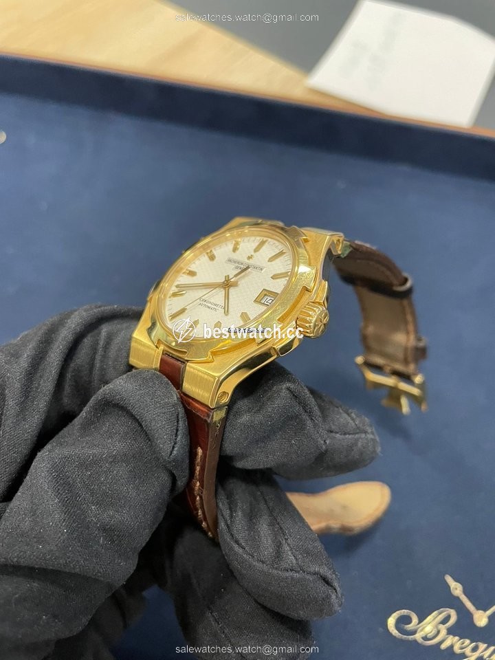 IMG_9085 Vacheron Constantin Overseas Mens watch Unisex Automatic Yellow gold 42042 000j-8966 Replica 2