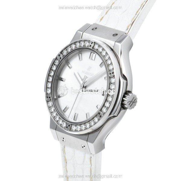 IMG_9085 Hublot Classic Fusion Quartz Womens watch Quartz Titanium 581.NE.6070.LR.1204.JPN16 Replica 2
