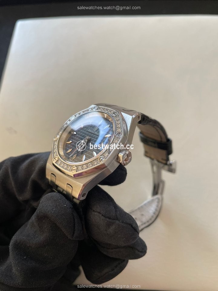 IMG_9085 Audemars Piguet Royal Oak Lady Mens watch Unisex Quartz Steel 67601ST.ZZ.D002CR.01 Replica 2