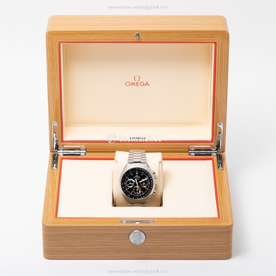 IMG_9085 Omega Speedmaster Mark II Mens watch Unisex Automatic Steel 522.10.43.50.01.001 Replica 2