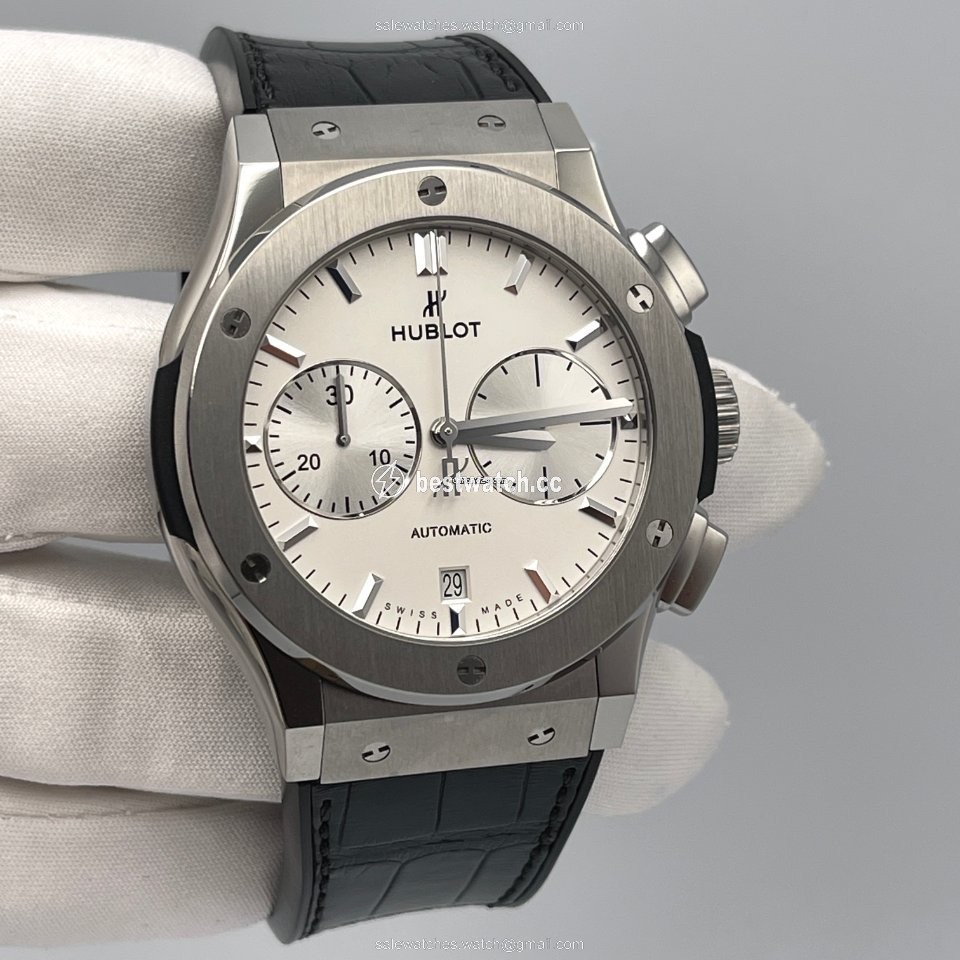IMG_9085 Hublot Classic Fusion Chronograph Mens watch Unisex Automatic Titanium 521.NX.2611.LR Replica 2
