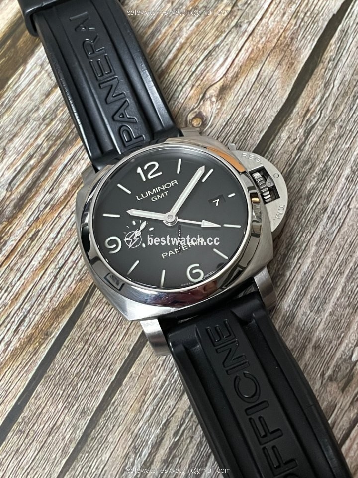 IMG_9085 Panerai Luminor 1950 3 Days GMT Automatic Mens watch Unisex Automatic Steel PAM 00320 Replica 2