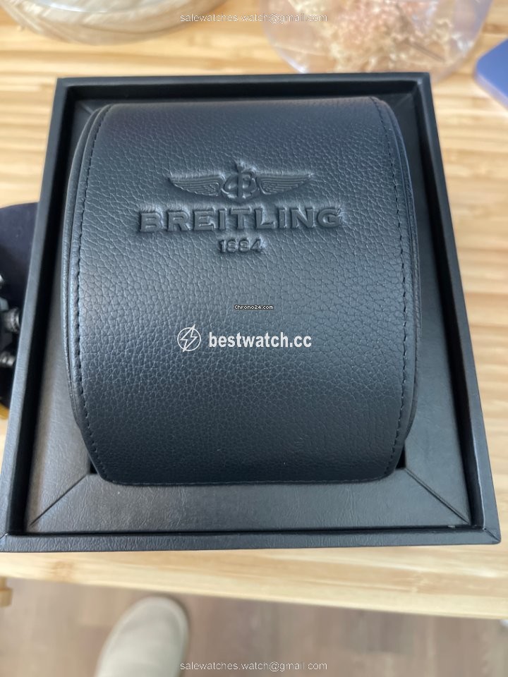 IMG_9085 Breitling Avenger Hurricane Mens watch Unisex Automatic Steel XB1210E4 BE89 257S X20D.4 Replica 2