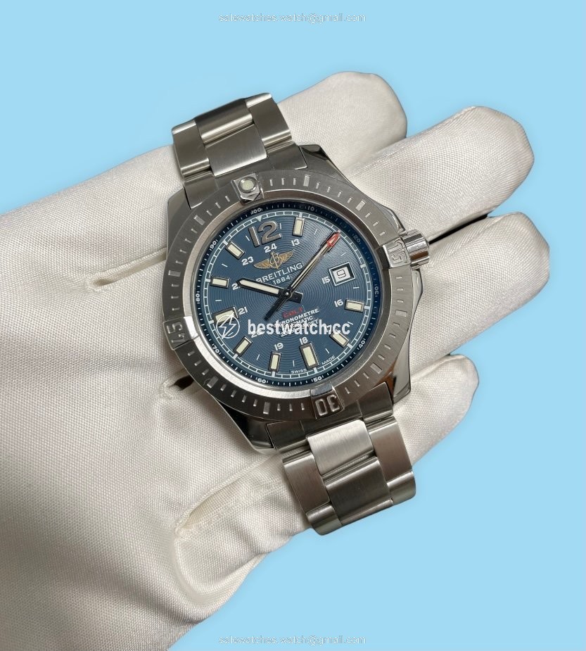 IMG_9085 Breitling Chronomat Colt Mens watch Unisex Automatic Steel A17388101C1A1 Replica 2
