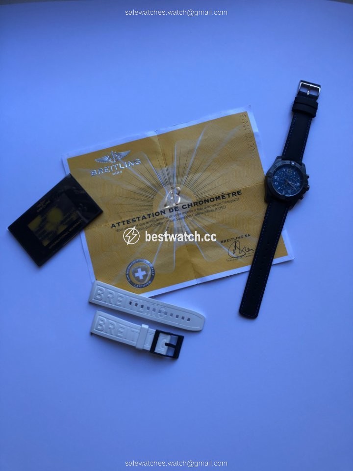 IMG_9085 Breitling Chronospace Mens watch Unisex Quartz Titanium V7333010 C939 Replica 2