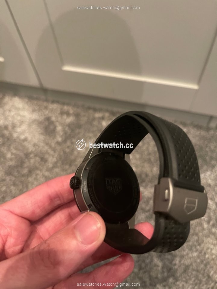 TAG Heuer Connected Mens watch Unisex Automatic Titanium SAR2A80.FT6049 Replica 2