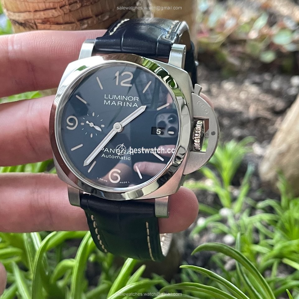 IMG_9085 Panerai Luminor Marina Mens watch Unisex Automatic Steel PAM 01313 Replica 2
