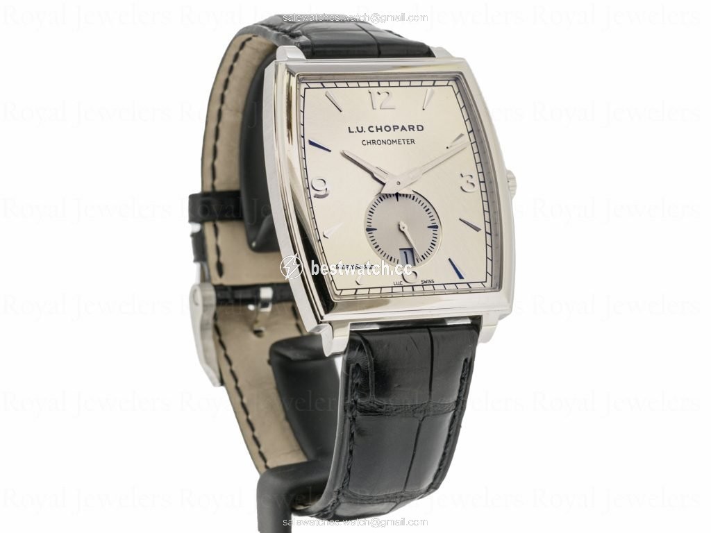 IMG_9085 Chopard L.U.C White gold 162294-1001 Replica 2
