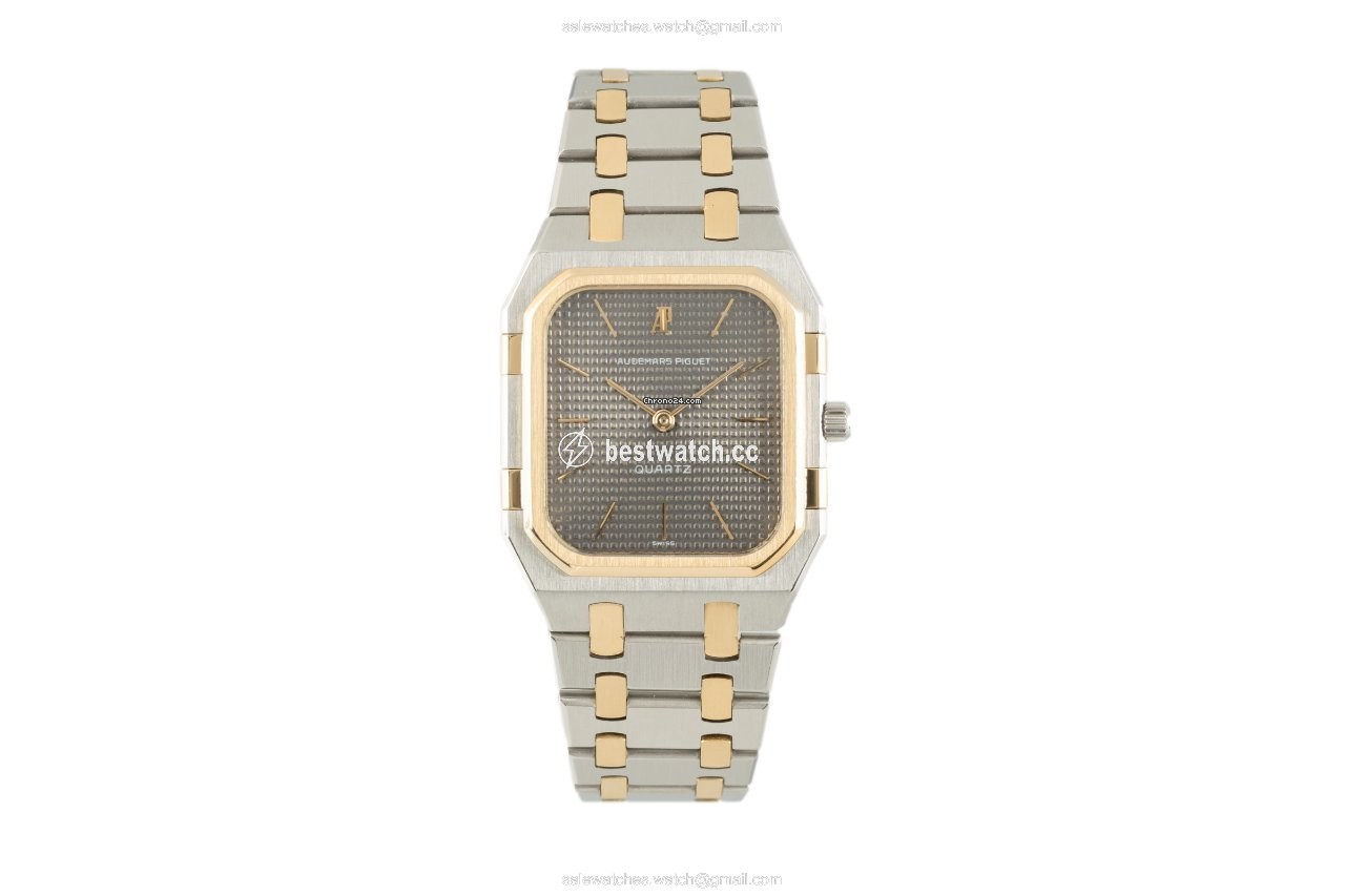 IMG_9085 Audemars Piguet Royal Oak Jumbo Mens watch Unisex Quartz Gold Steel 6005SA.0.0477SA.01 Replica 2