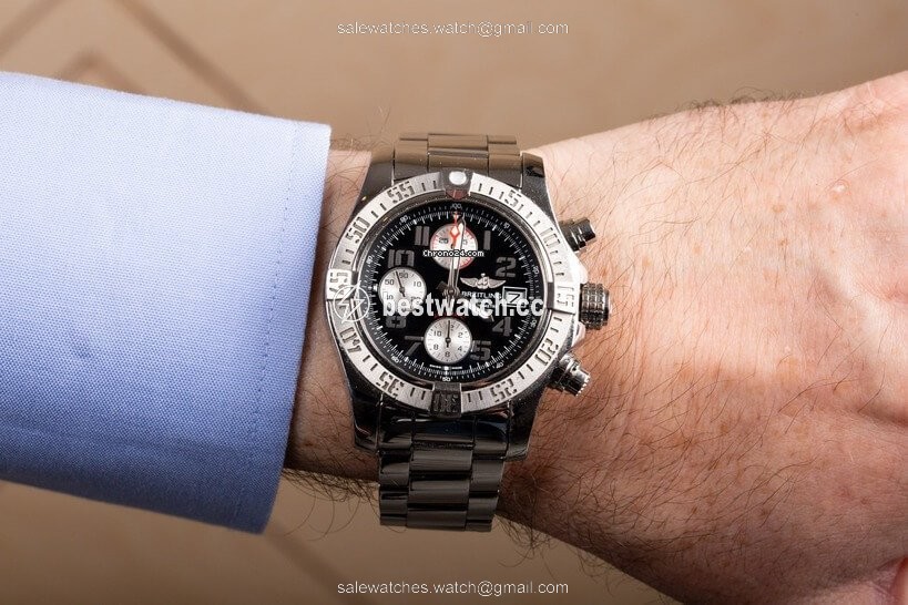 IMG_9085 Breitling Avenger II Mens watch Unisex Automatic Steel A1338111 Replica 2
