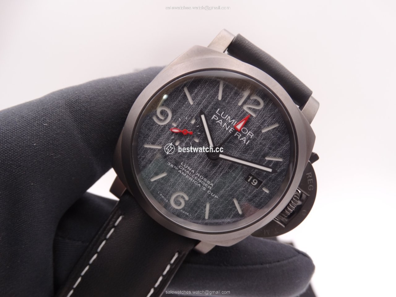 IMG_9085 Panerai Luminor GMT Automatic Mens watch Unisex Automatic Titanium PAM 01036 Replica 2