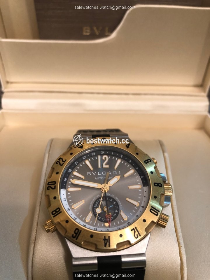 IMG_9085 Bulgari Diagono Mens watch Unisex Automatic Yellow gold GMT 40 G Replica 2