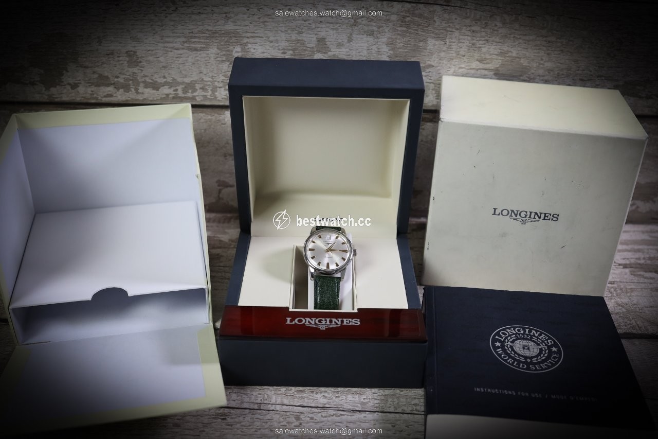 IMG_9085 Longines Conquest Heritage Mens watch Unisex Automatic Steel L1.611.4.52.2 Replica 2