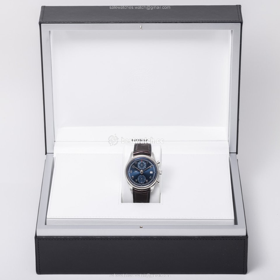 IMG_9085 IWC Portuguese Chronograph Mens watch Unisex Automatic Steel IW390406 Replica 2