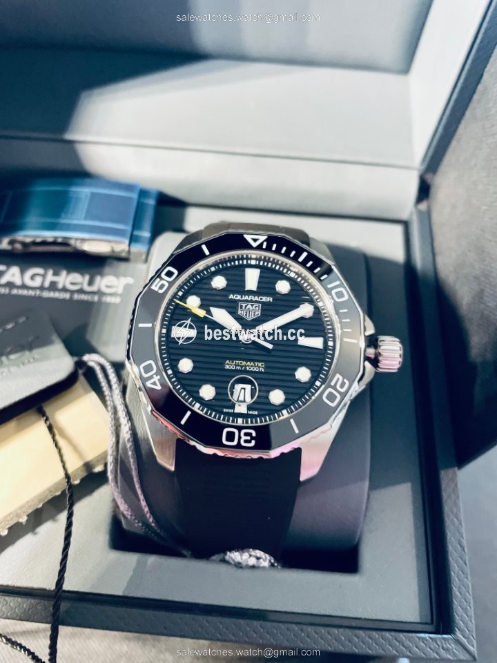 IMG_9085 TAG Heuer Aquaracer 300M Mens watch Unisex Automatic Steel WPB201A.FT6197 Replica 2
