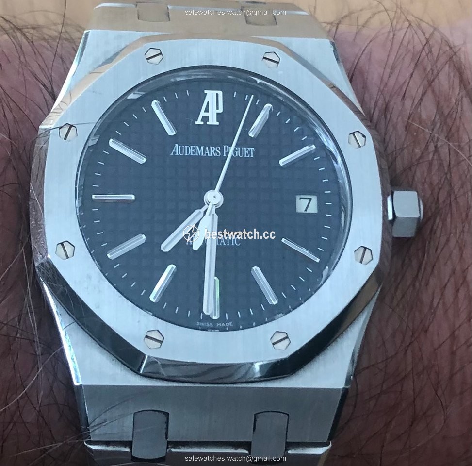 IMG_9085 Audemars Piguet Royal Oak Selfwinding Mens watch Unisex Automatic Steel 15300ST.OO.1220ST.02 Replica 2