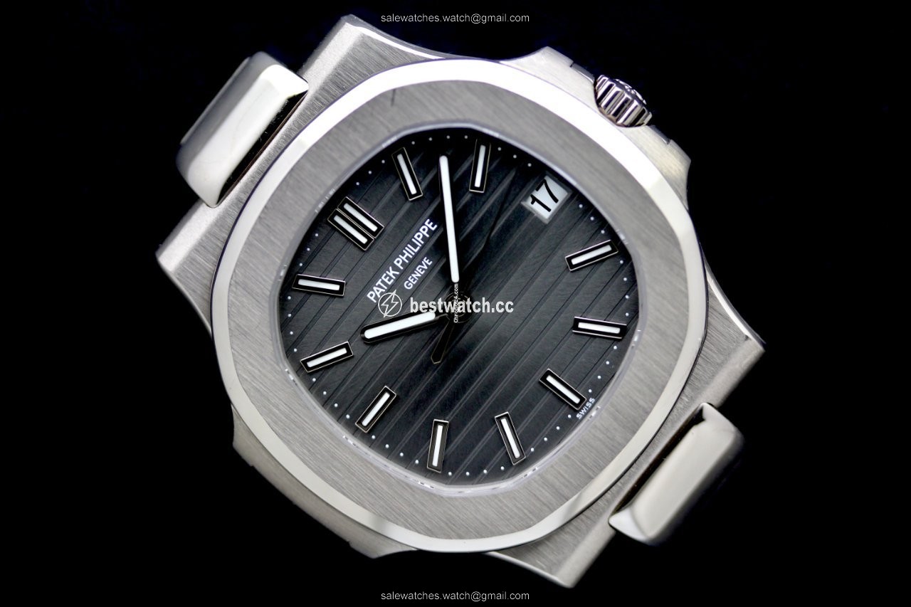 IMG_9085 Patek Philippe Nautilus Automatic White gold 5711G-001 Replica 2