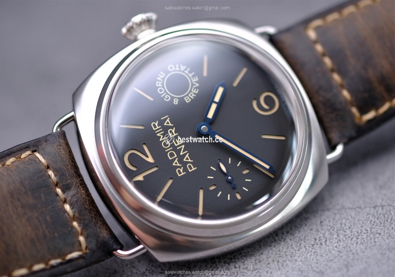 IMG_9085 Panerai Radiomir 8 Days Mens watch Unisex Manual winding Steel PAM 00992 Replica 2