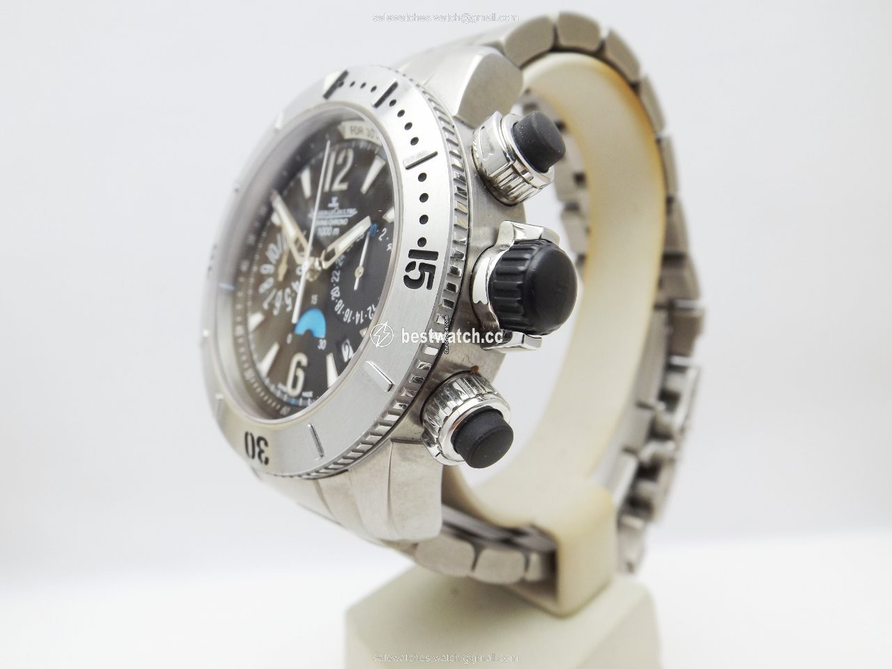 IMG_9085 Jaeger-LeCoultre Master Compressor Diving Chronograph Automatic Titanium Q186T170 Replica 2