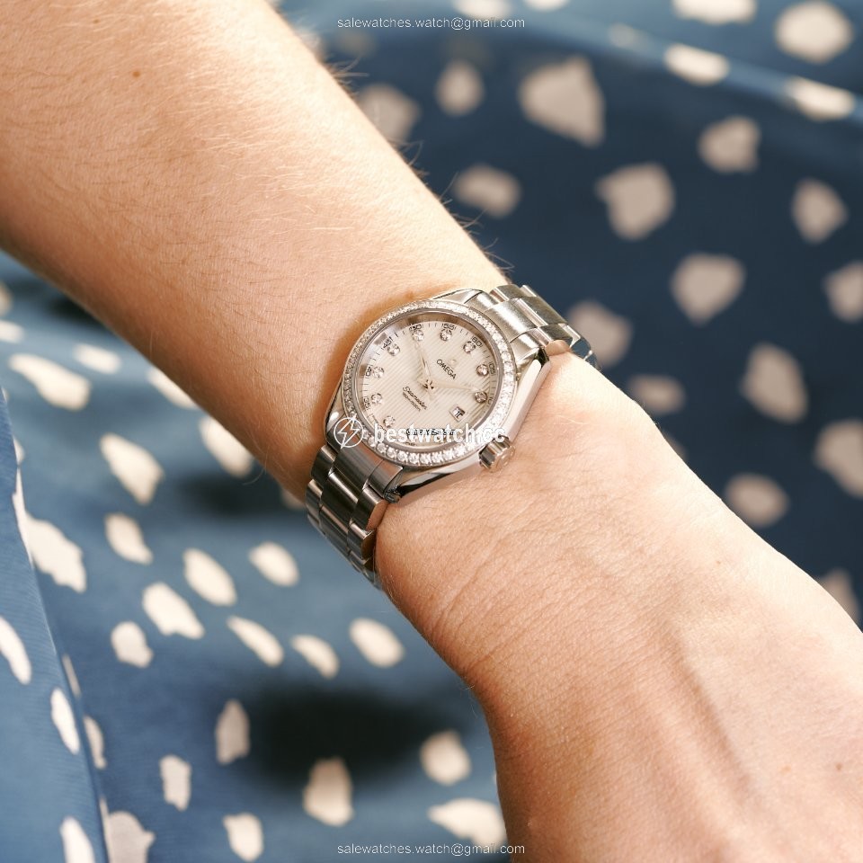 Omega Seamaster Aqua Terra Womens watch Quartz Steel 231.15.30.61.55.001 Replica 2