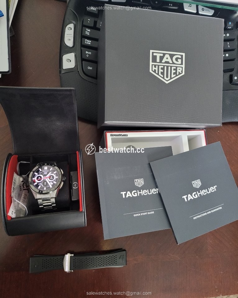 TAG Heuer Connected Mens watch Unisex Quartz Steel SBG8A10.BA0646 Replica 2