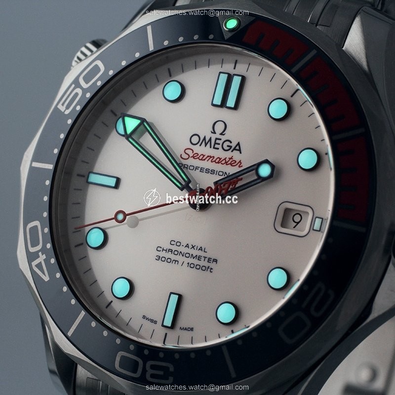 IMG_9085 Omega Seamaster Diver 300 M Mens watch Unisex Automatic 212.32.41.20.04.001 Replica 2