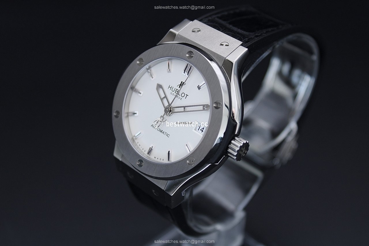 IMG_9085 Hublot Classic Fusion 45, 42, 38, 33 mm Mens watch Unisex Automatic Titanium 565.NX.2610.LR Replica 2