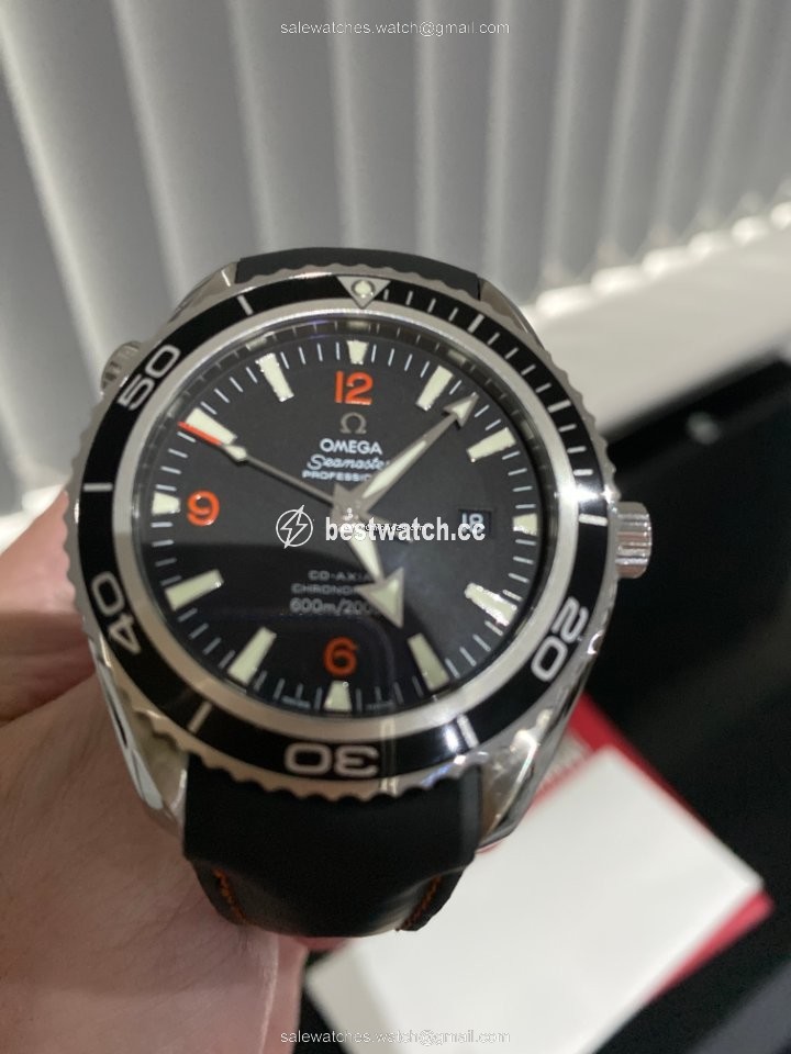 IMG_9085 Omega Seamaster Planet Ocean Mens watch Unisex Automatic Steel 2900.51.82 Replica 2