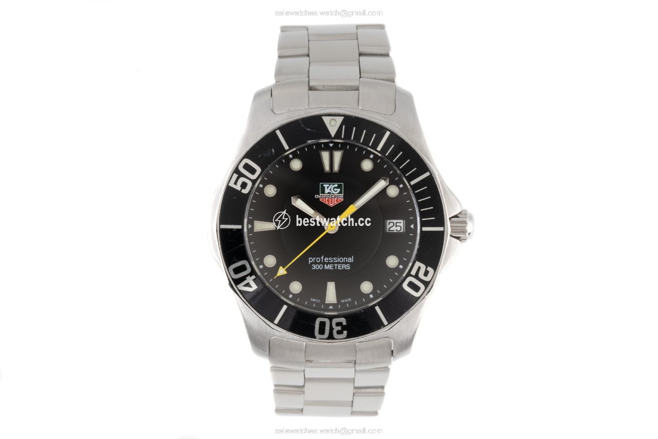 IMG_9085 TAG Heuer Aquaracer 300M Mens watch Unisex Quartz Steel WAB1110 Replica 2