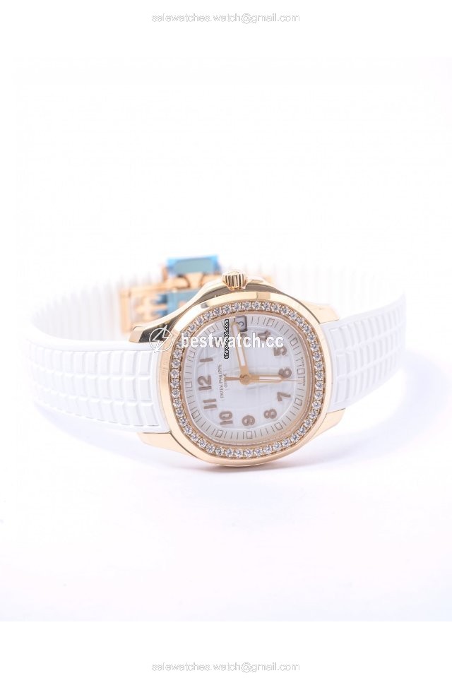 IMG_9085 Patek Philippe Aquanaut Rose gold 5268 200R-001 Replica 2