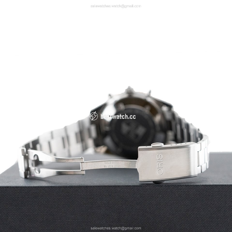 IMG_9085 Oris Divers Sixty Five Automatic Steel 0177177444354-0782118 Replica 2
