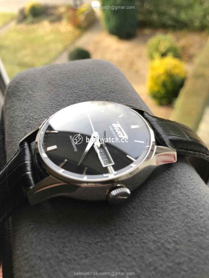IMG_9085 Tissot Heritage Visodate Mens watch Unisex Automatic Steel T0194301605101 Replica 2