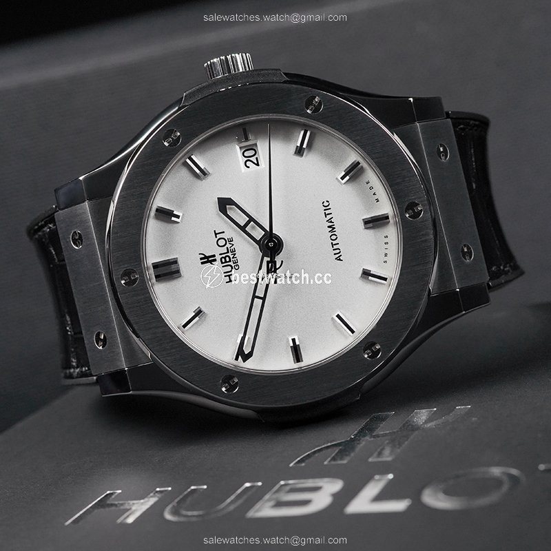 IMG_9085 Hublot Classic Fusion 45, 42, 38, 33 mm Mens watch Unisex Automatic Titanium 511.NX.2610.LR Replica 2