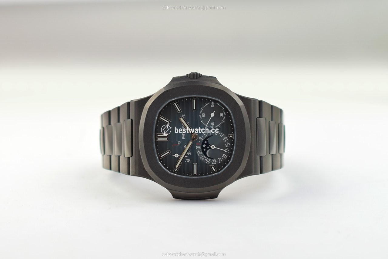 IMG_9085 Patek Philippe Nautilus Automatic Steel 5712 Replica 2