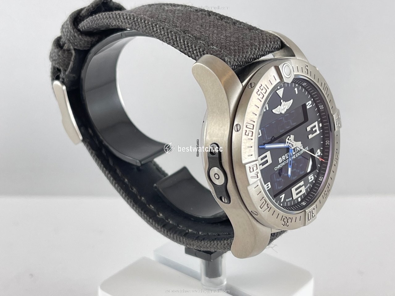 IMG_9085 Breitling Exospace B55 Connected Mens watch Unisex Quartz Titanium EB5510H2 BE79 Replica 2