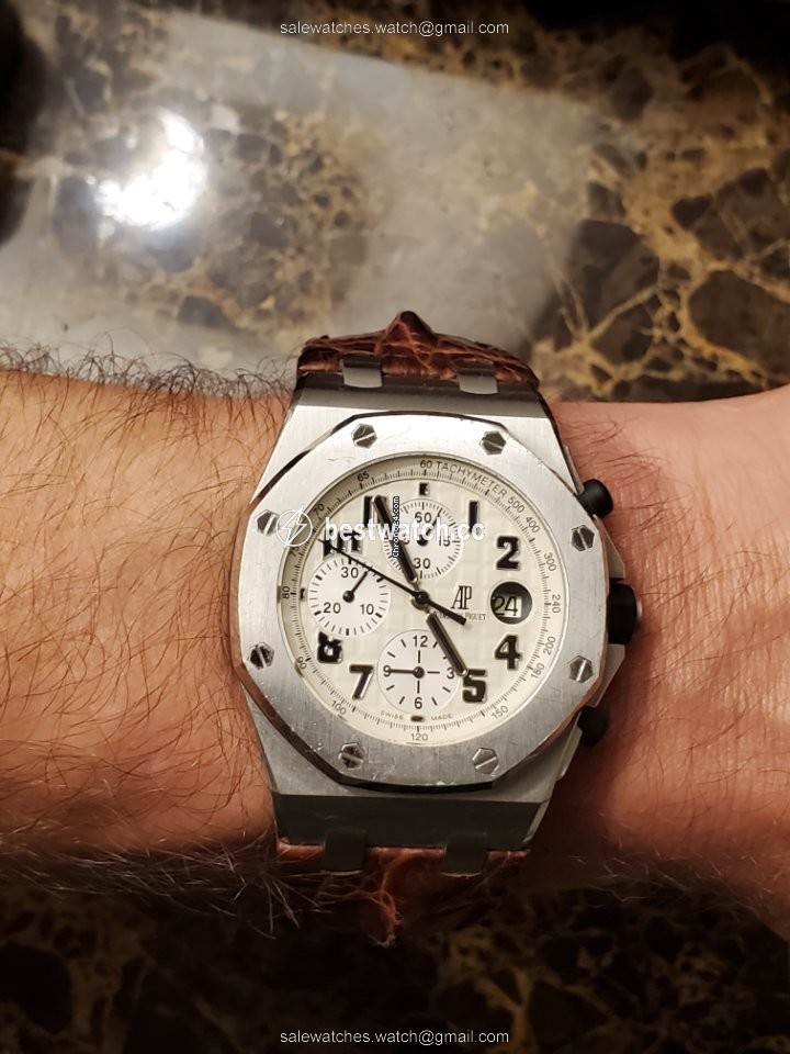 IMG_9085 Audemars Piguet Royal Oak Offshore Chronograph Mens watch Unisex Automatic Steel 26170ST.OO.D091CR.01 Replica 2