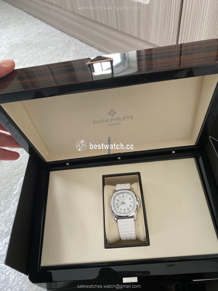 IMG_9085 Patek Philippe Aquanaut Womens watch Quartz Steel 4961A Replica 2