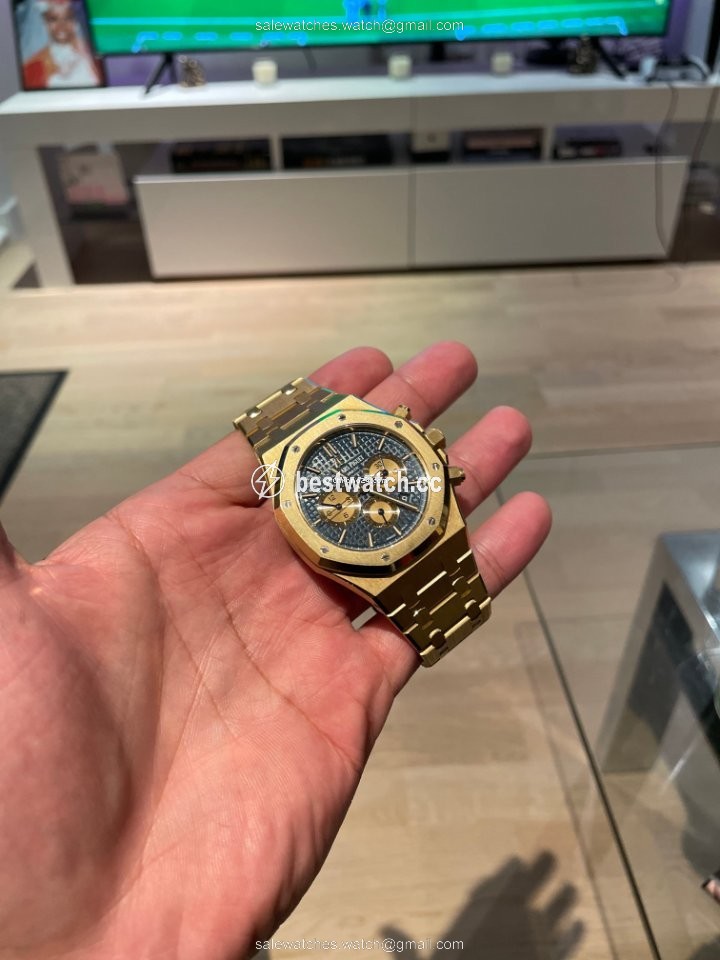 Audemars Piguet Royal Oak Chronograph Mens watch Unisex Automatic Yellow gold 26331BA.OO.1220BA01 Replica 2