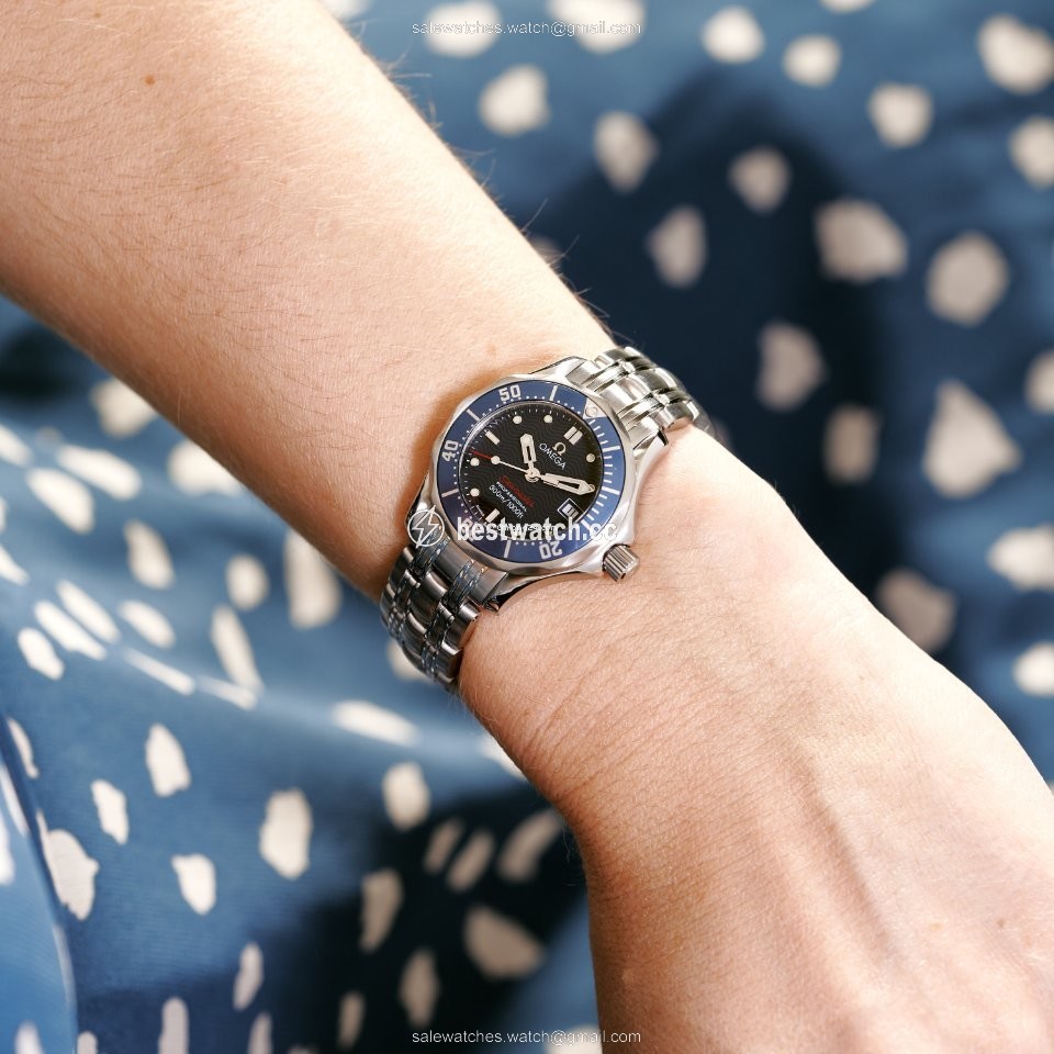 Omega Seamaster Diver 300 M Womens watch Quartz Steel 2224.80.00 Replica 2