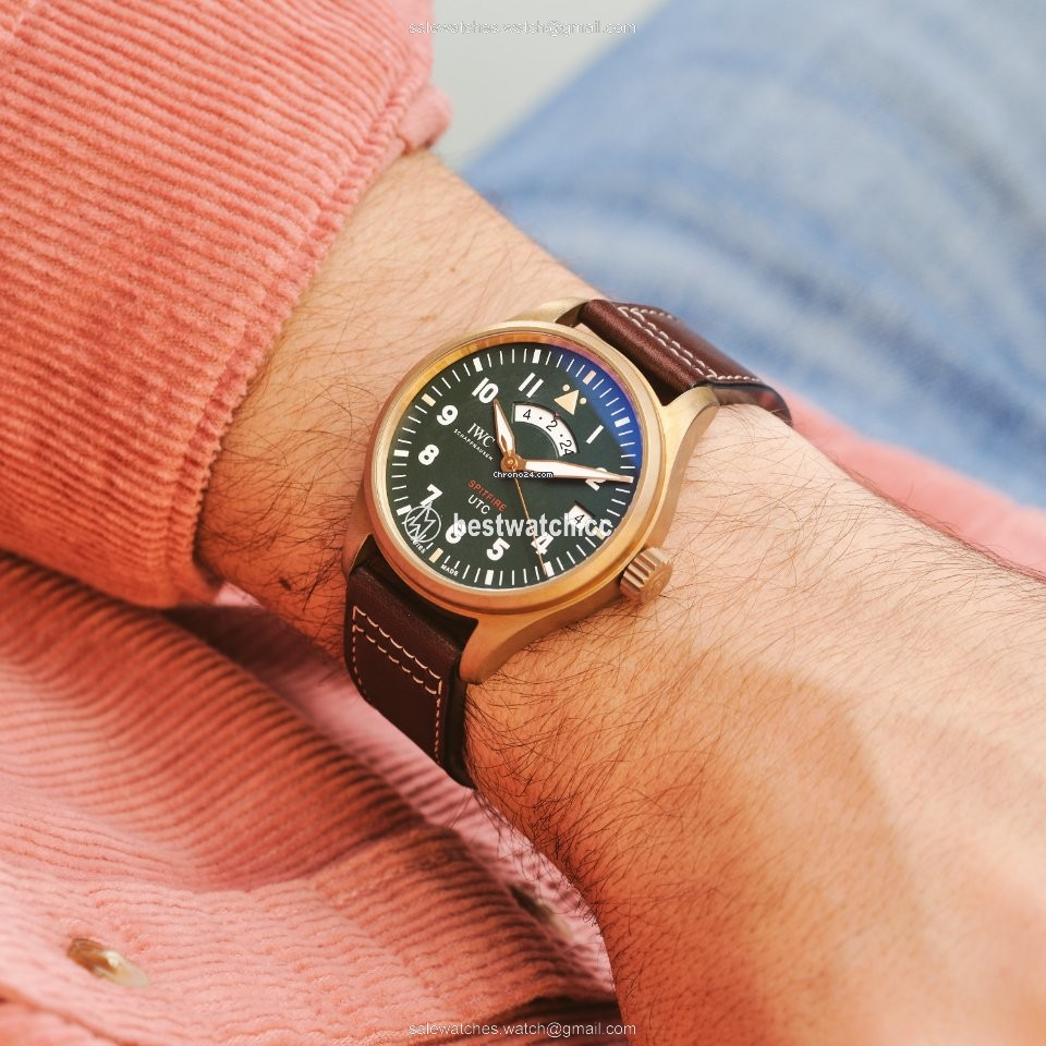 IMG_9085 IWC Pilot Spitfire UTC Mens watch Unisex Automatic Bronze IW327101 Replica 2