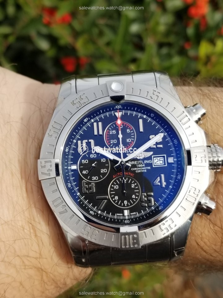 IMG_9085 Breitling Super Avenger II Mens watch Unisex Automatic Steel A13371111B2A1 Replica 2