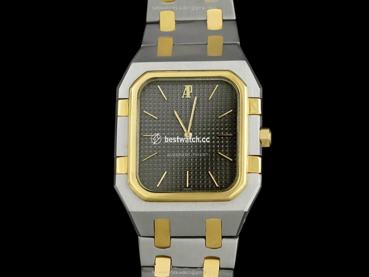 IMG_9085 Audemars Piguet Royal Oak Jumbo Mens watch Unisex Quartz Gold Steel 8260 Replica 2