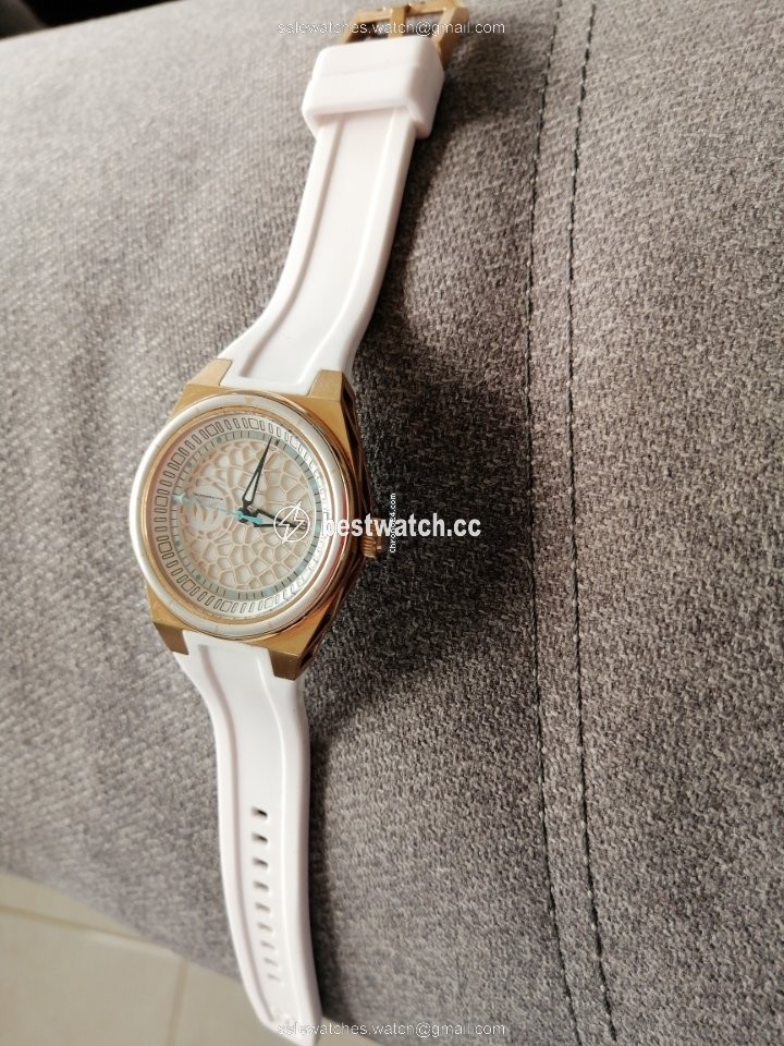IMG_9085 Technomarine Womens watch Manual winding TM-318083 Replica 2