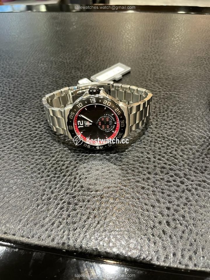 IMG_9085 TAG Heuer Formula 1 Quartz Mens watch Unisex Quartz Steel WAU1114.BA0858 Replica 2